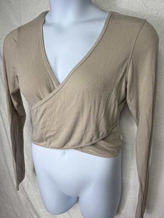 Lululemon Wrap-Front Ribbed Long-Sleeve Top tan cropped size small *no tags - Picture 2 of 12